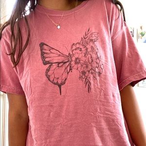 Hand drawn oversized graphic tee